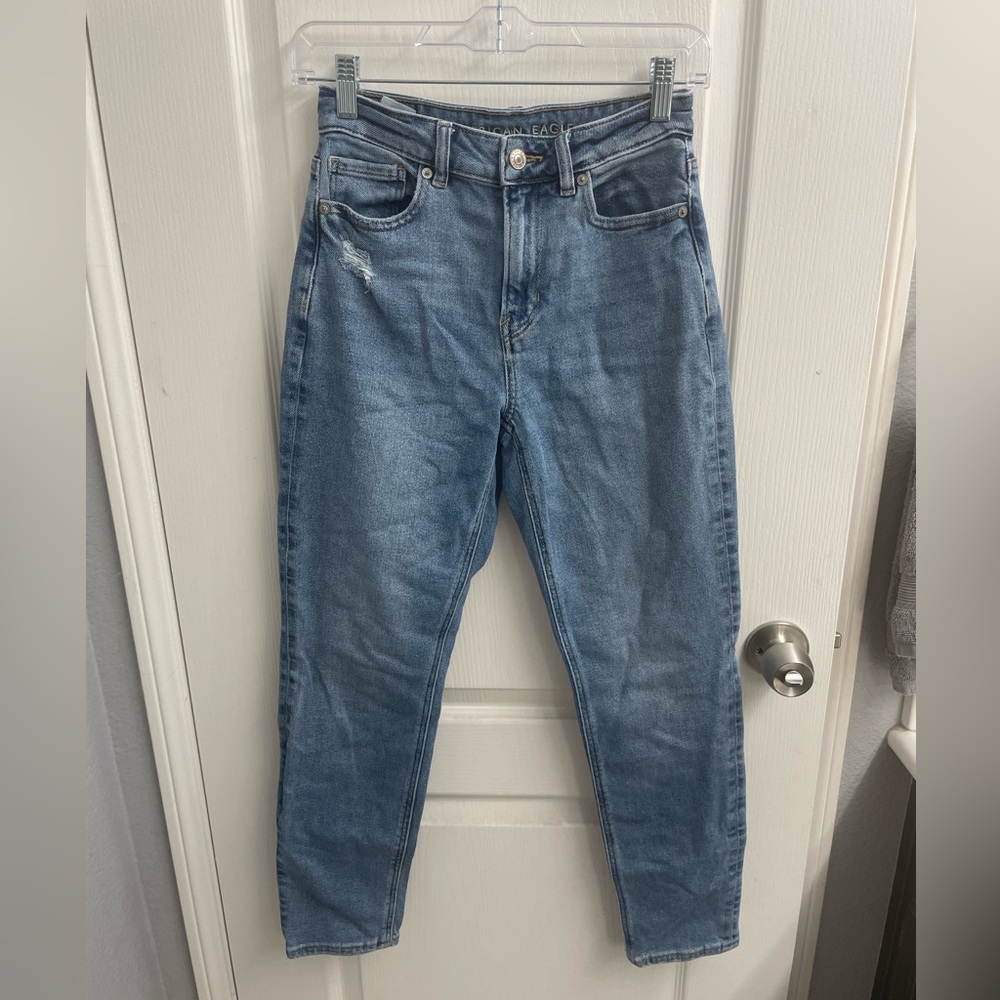 Blue Denim American Eagle Mom Jean